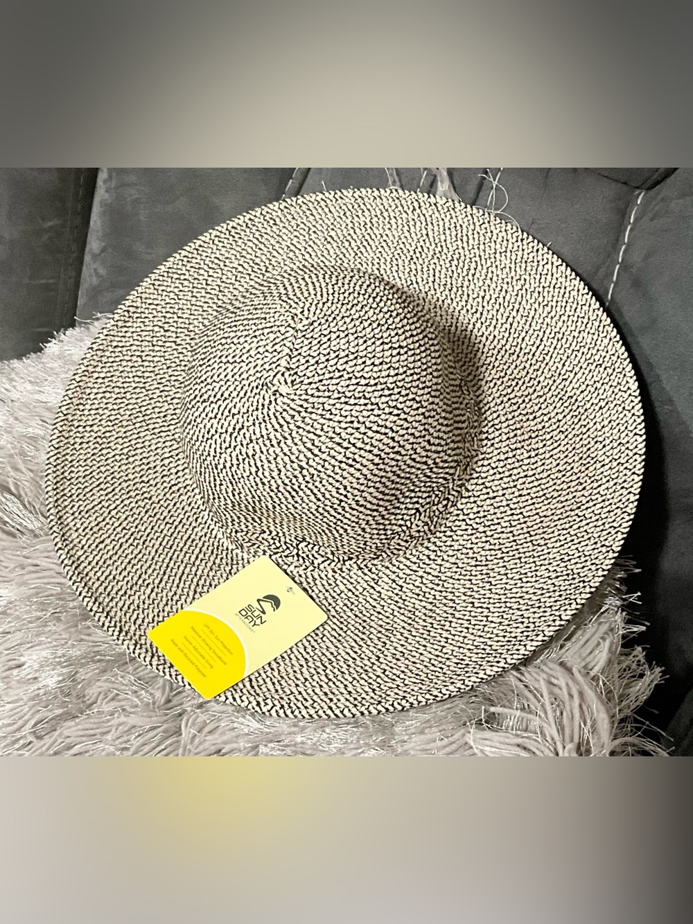 SUN DAY SPF WOMEN HAT NEW WITH TAG